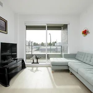 https://cozy-2-bedroom-condo-in-vancouver.vancouver-hotels-bc.net