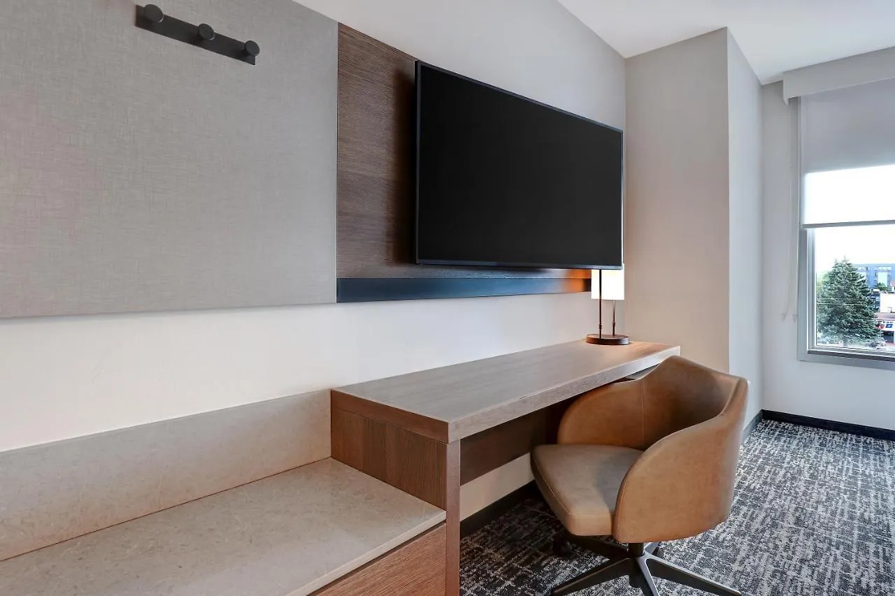 Hyatt Place Ottawa West Hotel